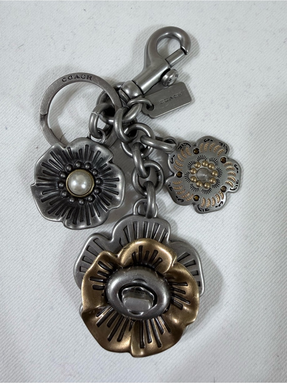 Coach Tooled Tea rose cluster Two-Tone Metal Keychain Charm Euc